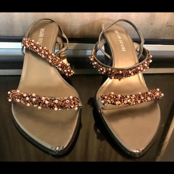 Bisou Bisou Vintage Strappy Sandal w Bead detail - Picture 4 of 4